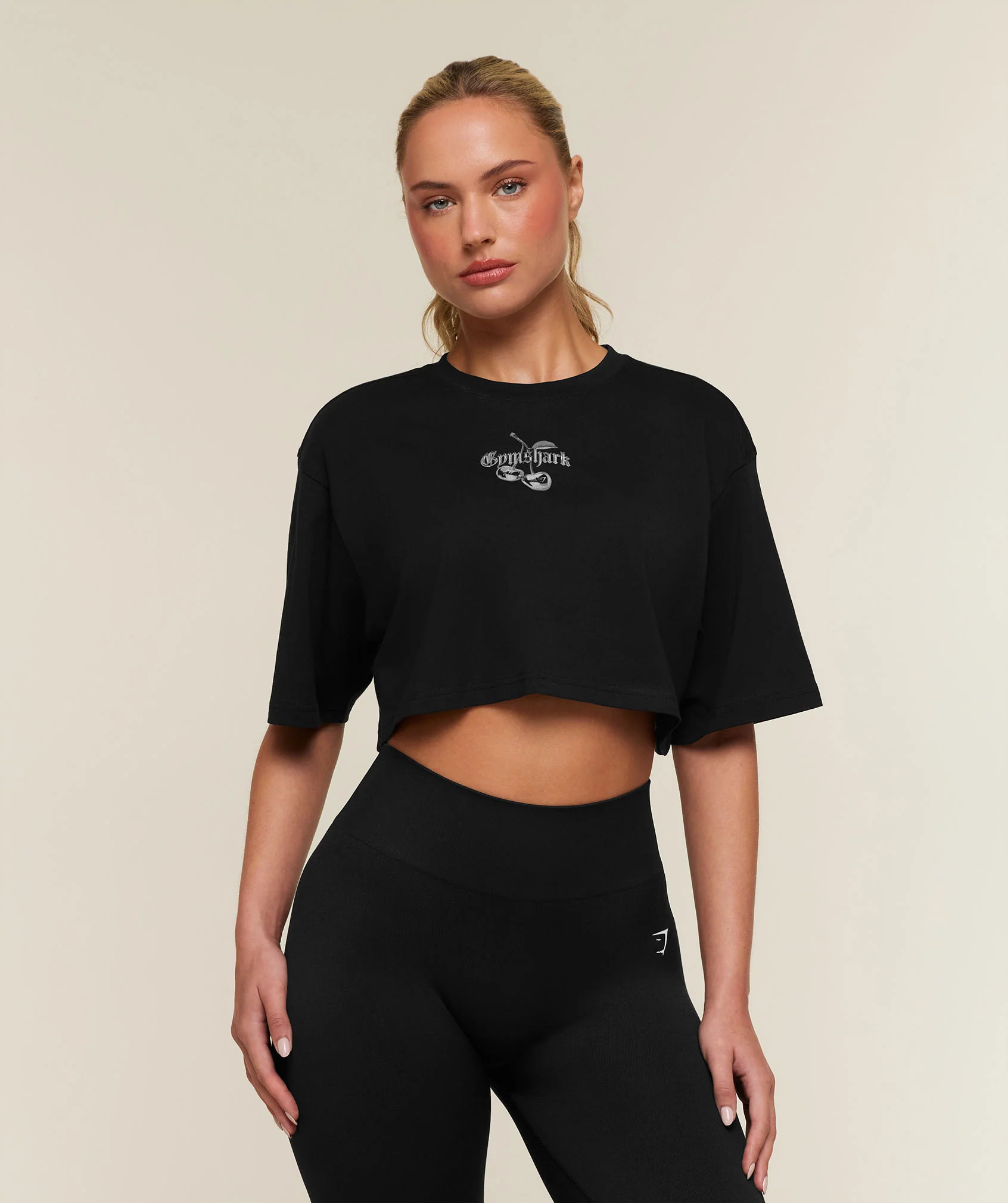 Chrome-grafisk crop top i oversized midi-passform