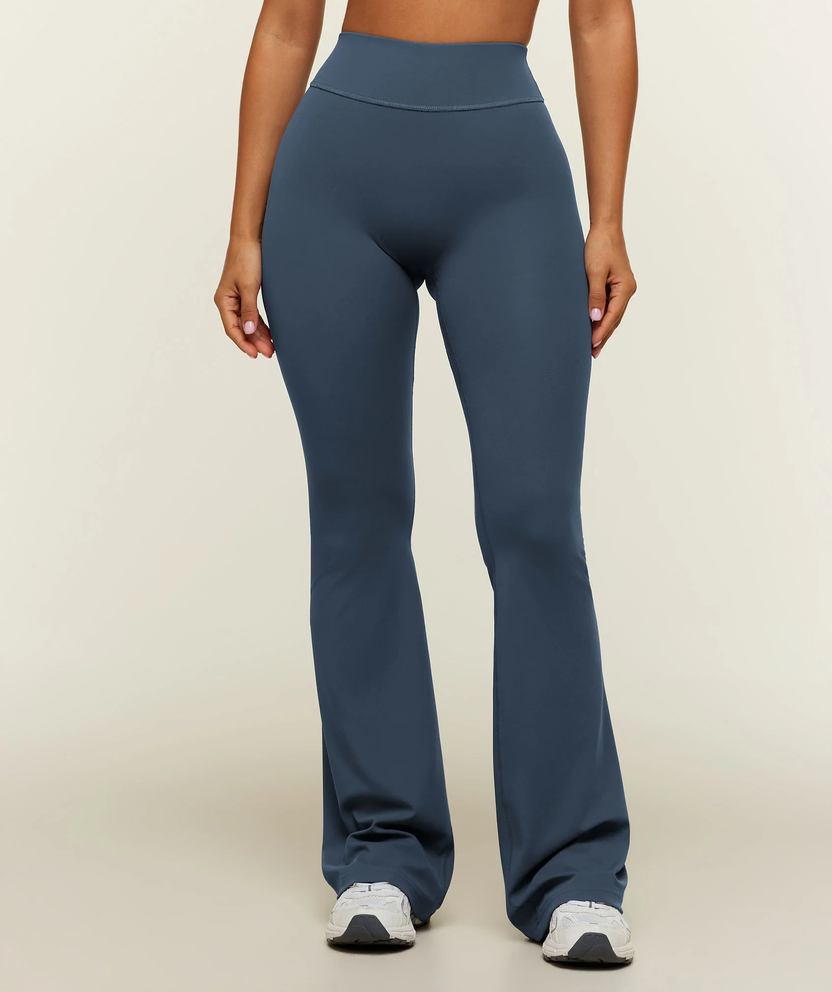 SoftSense™ High-Rise Flared Leggings Short Length