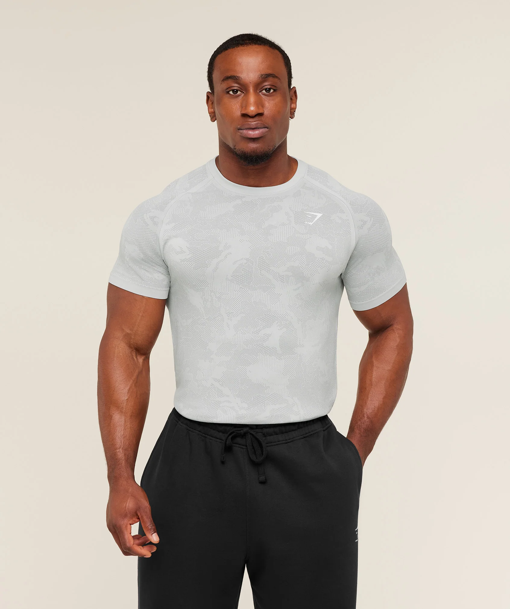 Gymshark Geo Seamless T-Shirt with Raglan Sleeves and Camo Jacquard