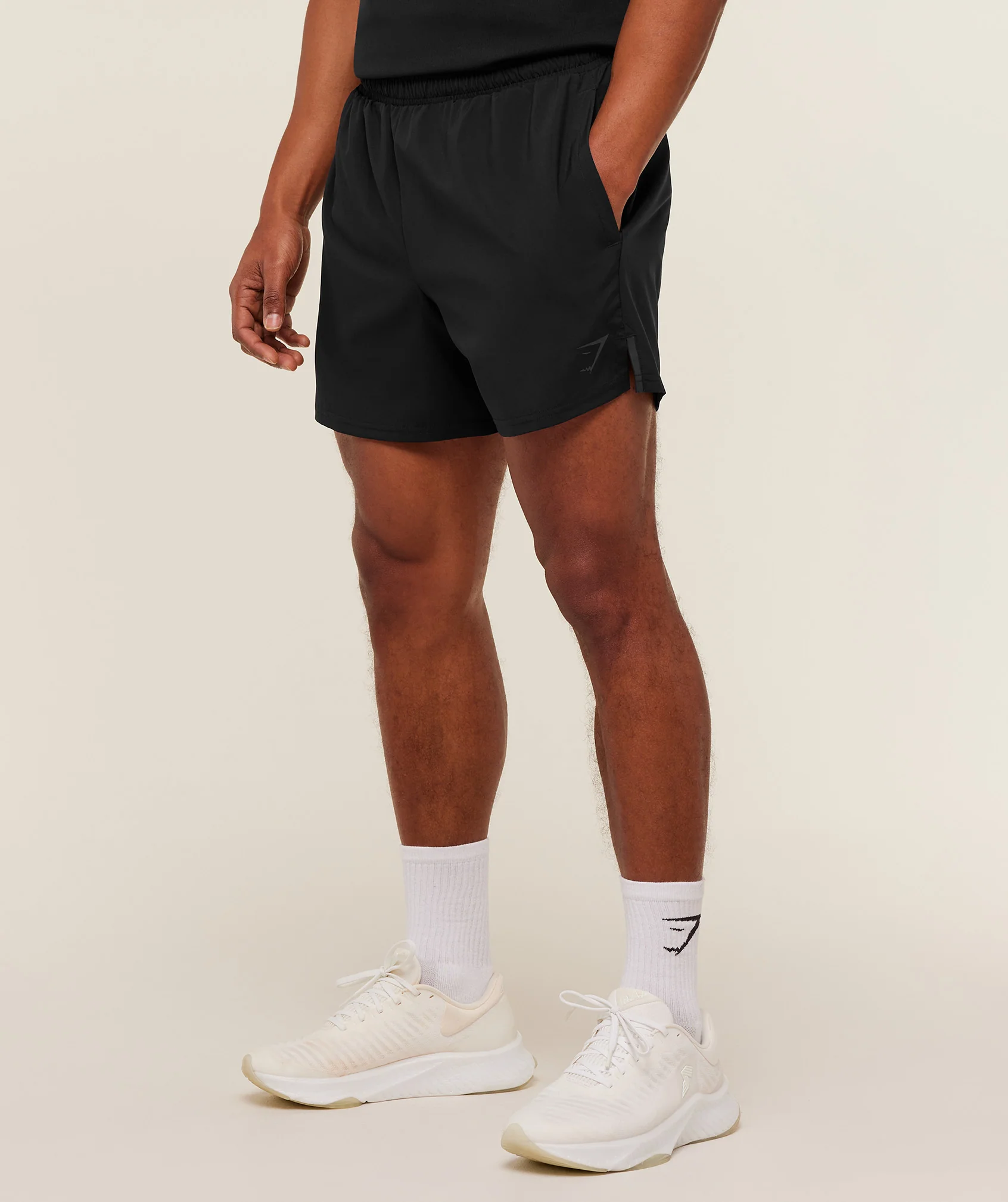 Arrival Contrast Shorts 5 Inch Inseam Slim Fit
