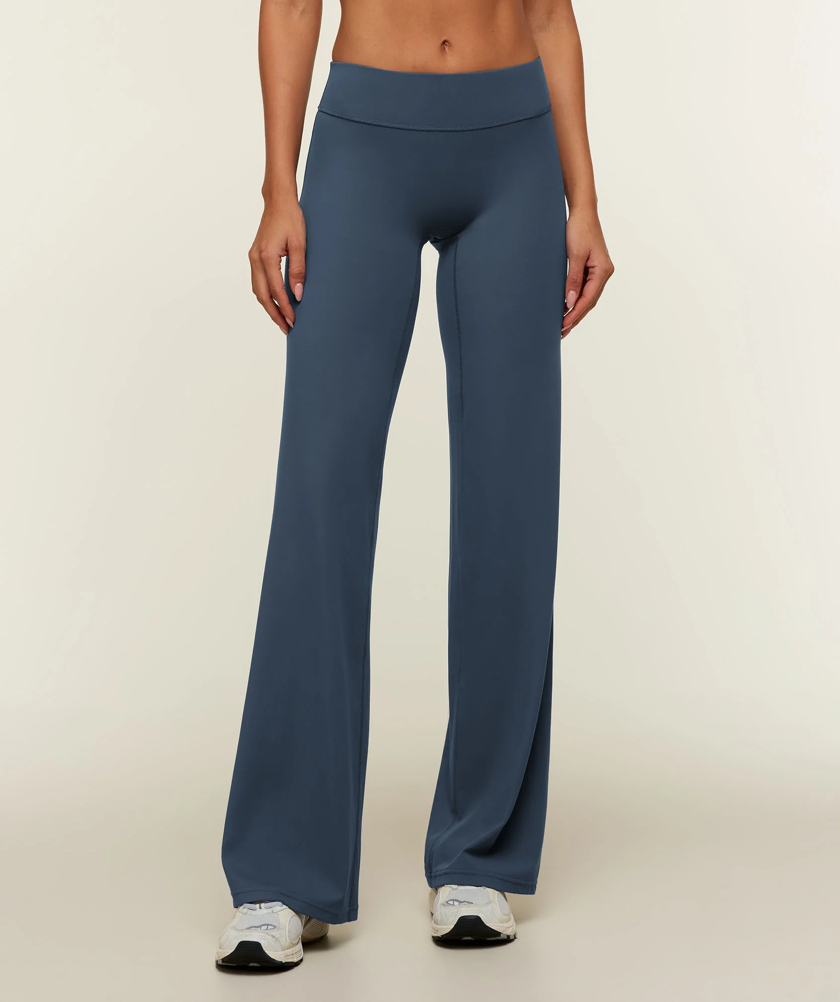 SoftSense Mid-Rise Straight Leg Leggings Tall