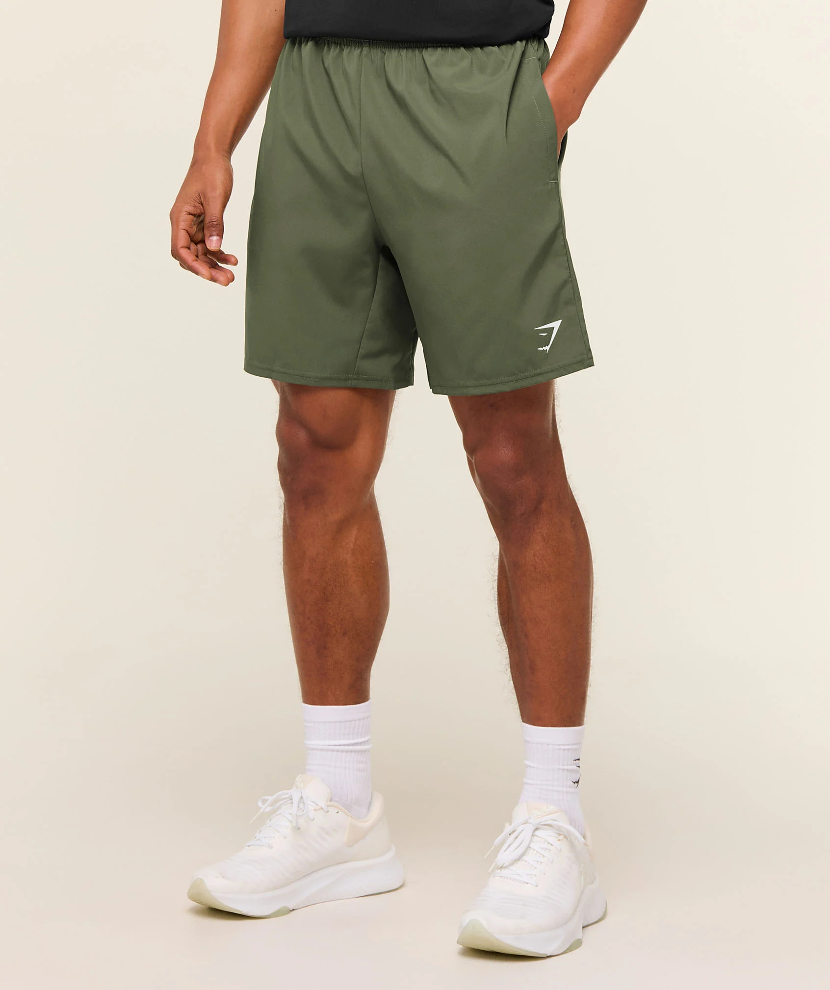 Slim Fit Arrival 7 Inch Woven Shorts with Open Side Pockets