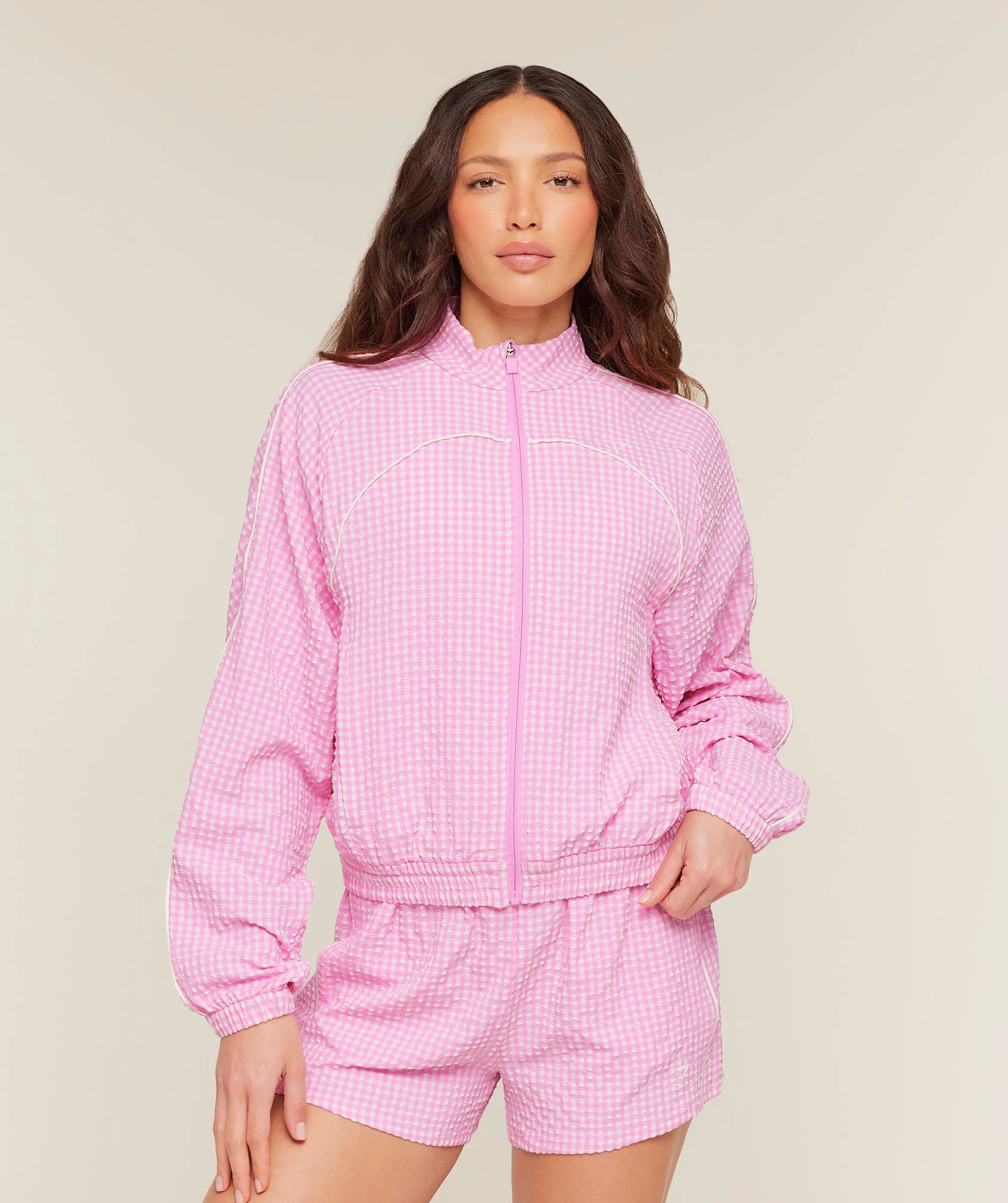 Veste de survêtement Gymshark Gingham rose à zip intégral