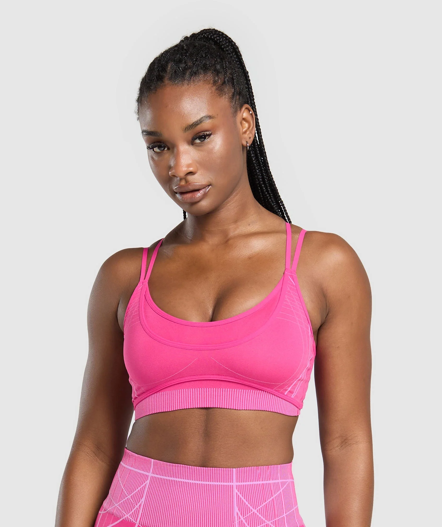 Apex Seamless Strappy Sports Bra with Crossover Back and Moulded Cups