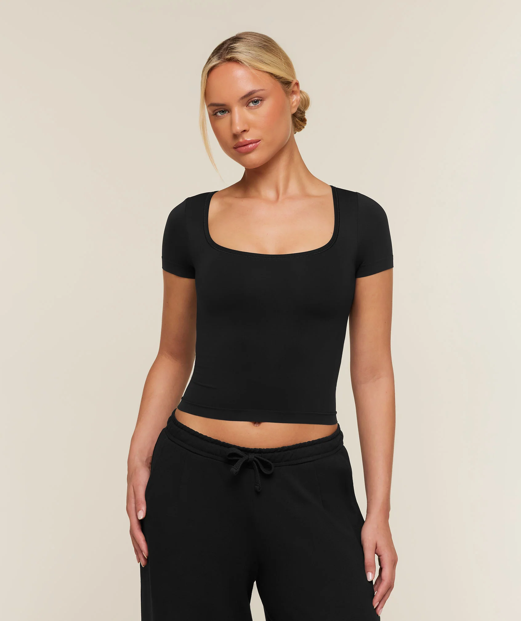Gymshark FeatherForm Scoop Neck T-Shirt Seamless Training Top