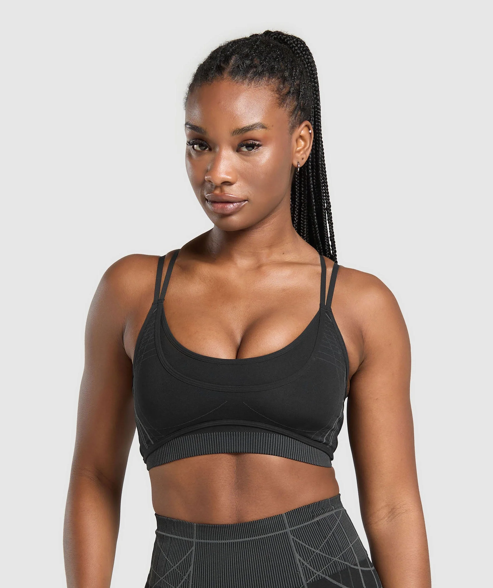 Apex Seamless Strappy Sports Bra, Black Graphite Grey