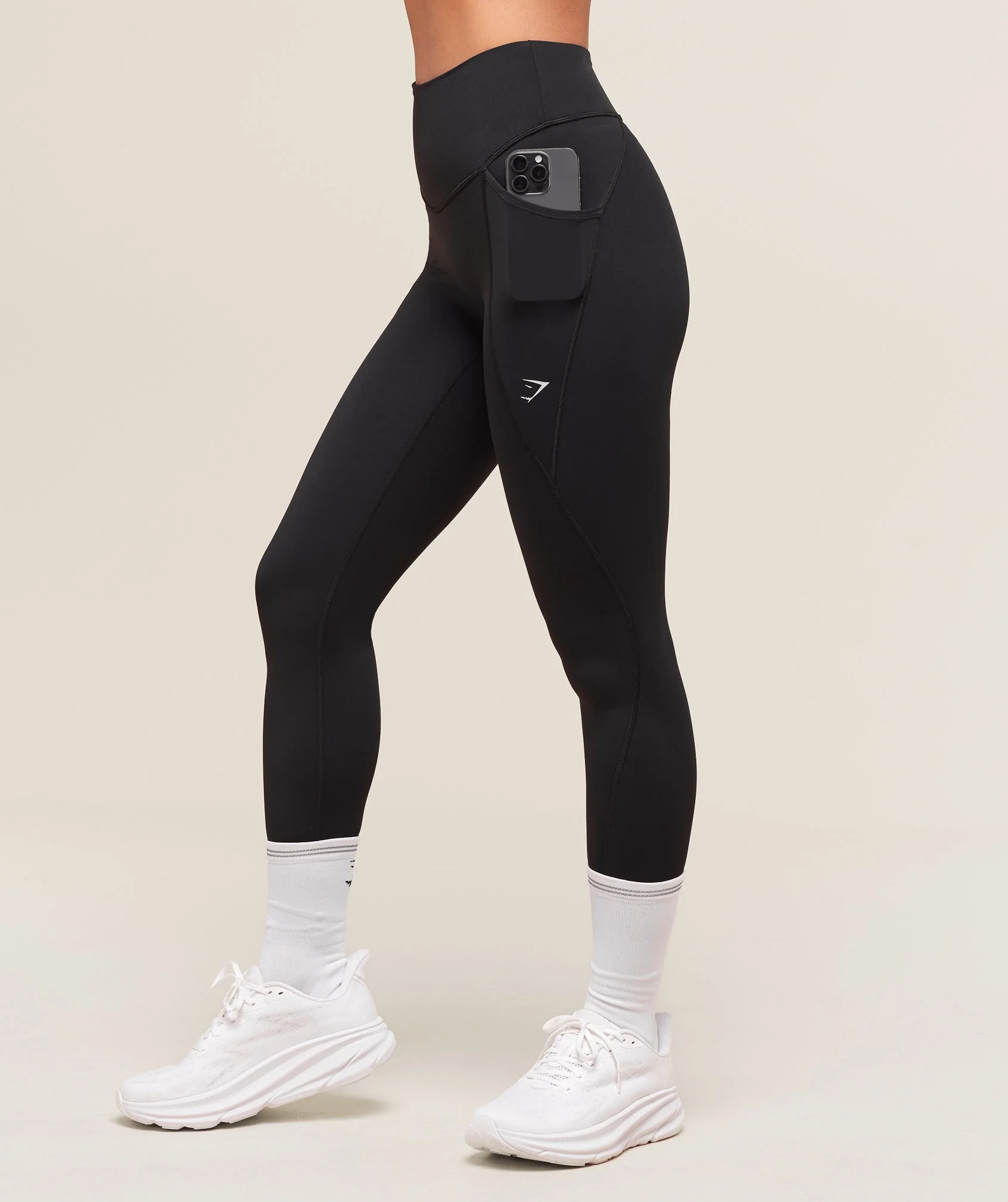 Running Pocket Leggings with Side Pockets and Reflective Logo