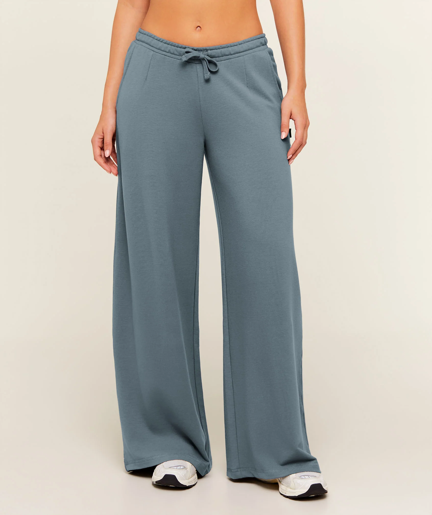 Pantalon large léger coupe oversize avec cordon à la taille