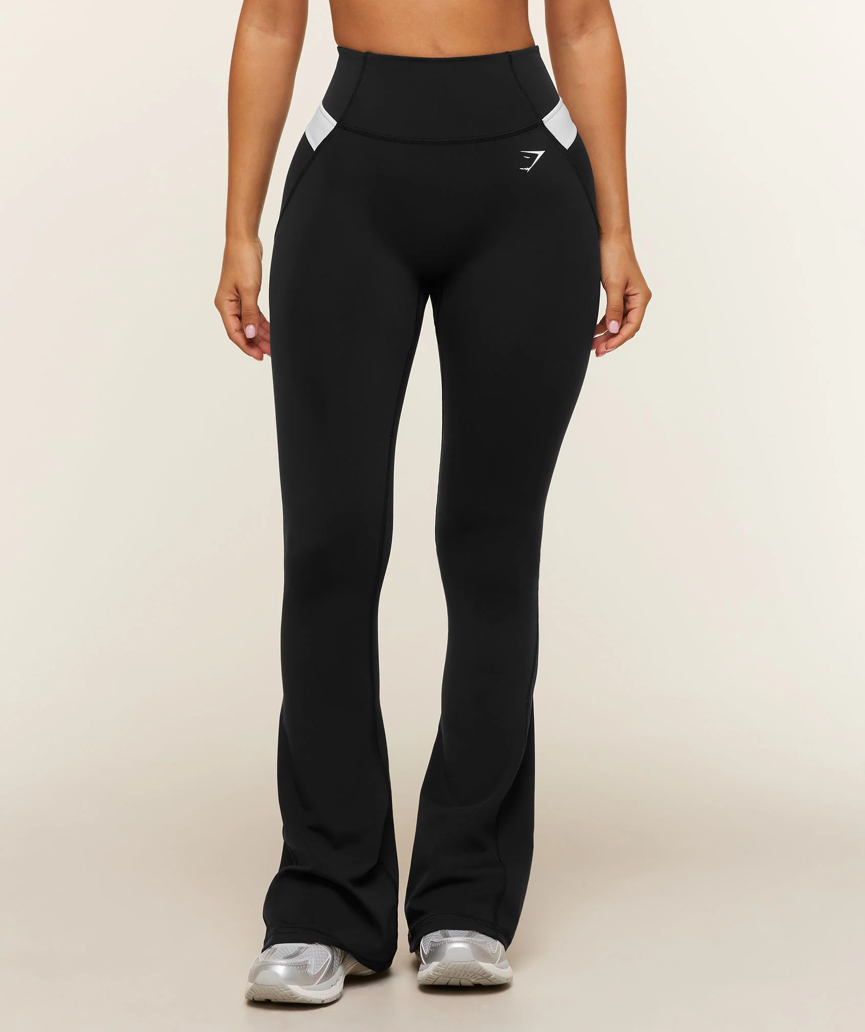 Gymshark Edge Dipped Flared Leggings Short Fit High-Rise