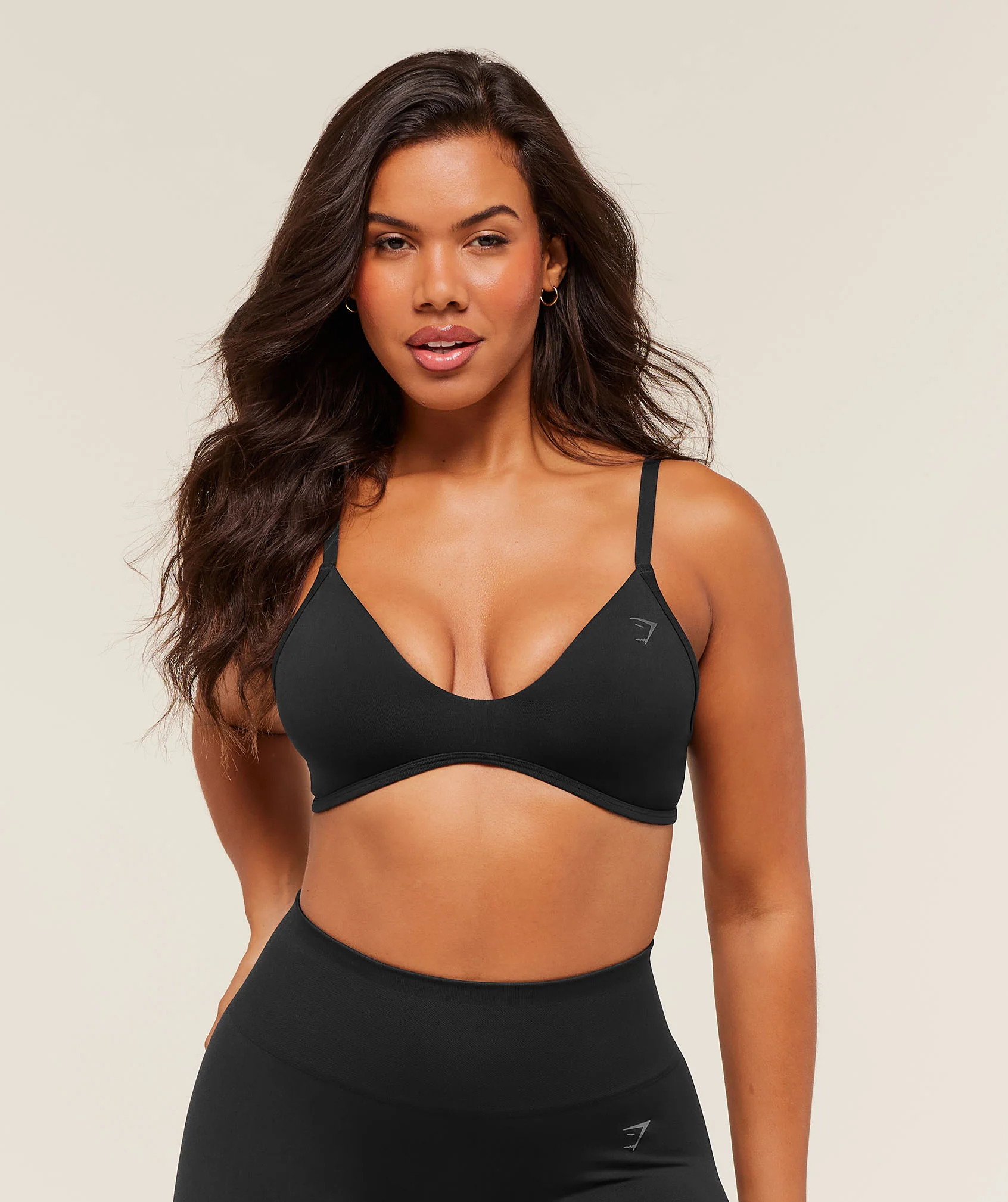 Soft Sculpt V-Neck Sports Bra with Removable Cups