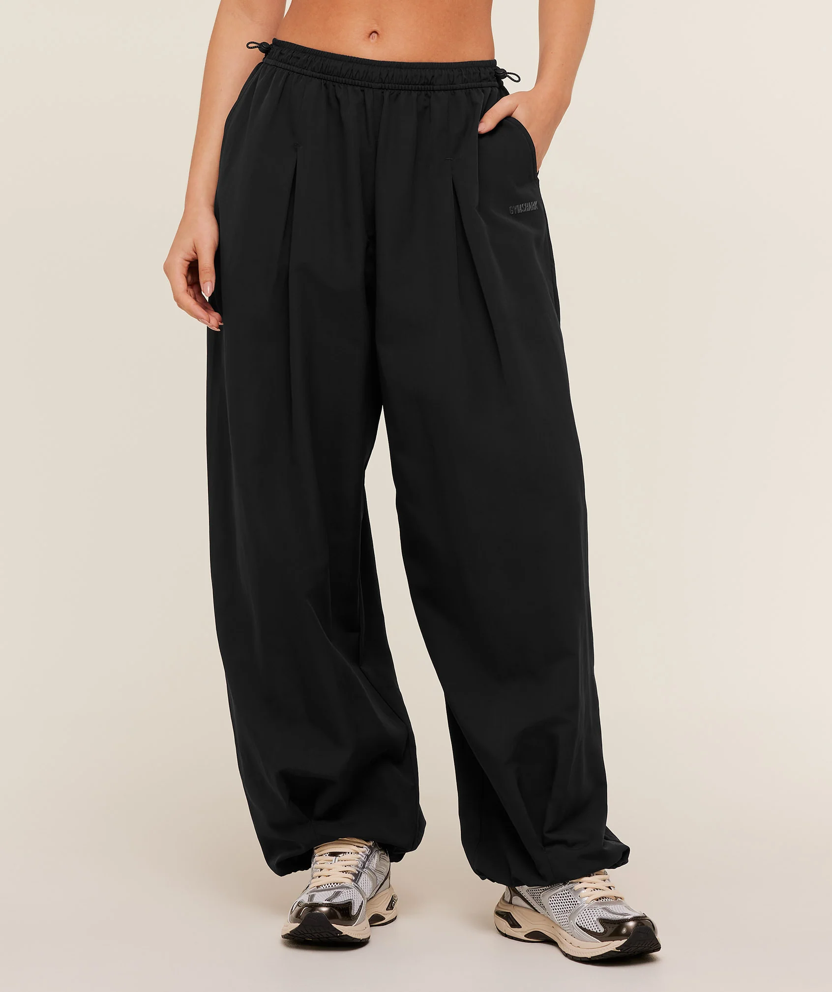 Gymshark Weekend Lifestyle Parachute Pants Oversized Fit