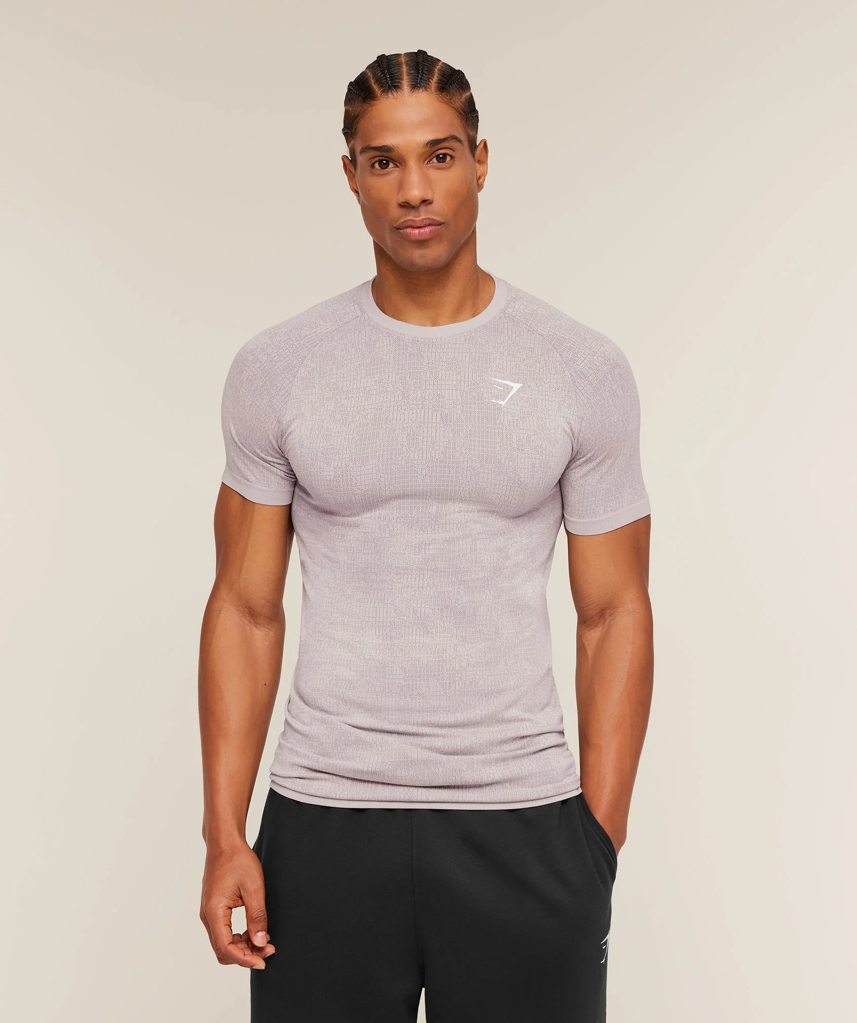 Geo Seamless Grid T-Shirt with Slim Fit and Raglan Sleeves