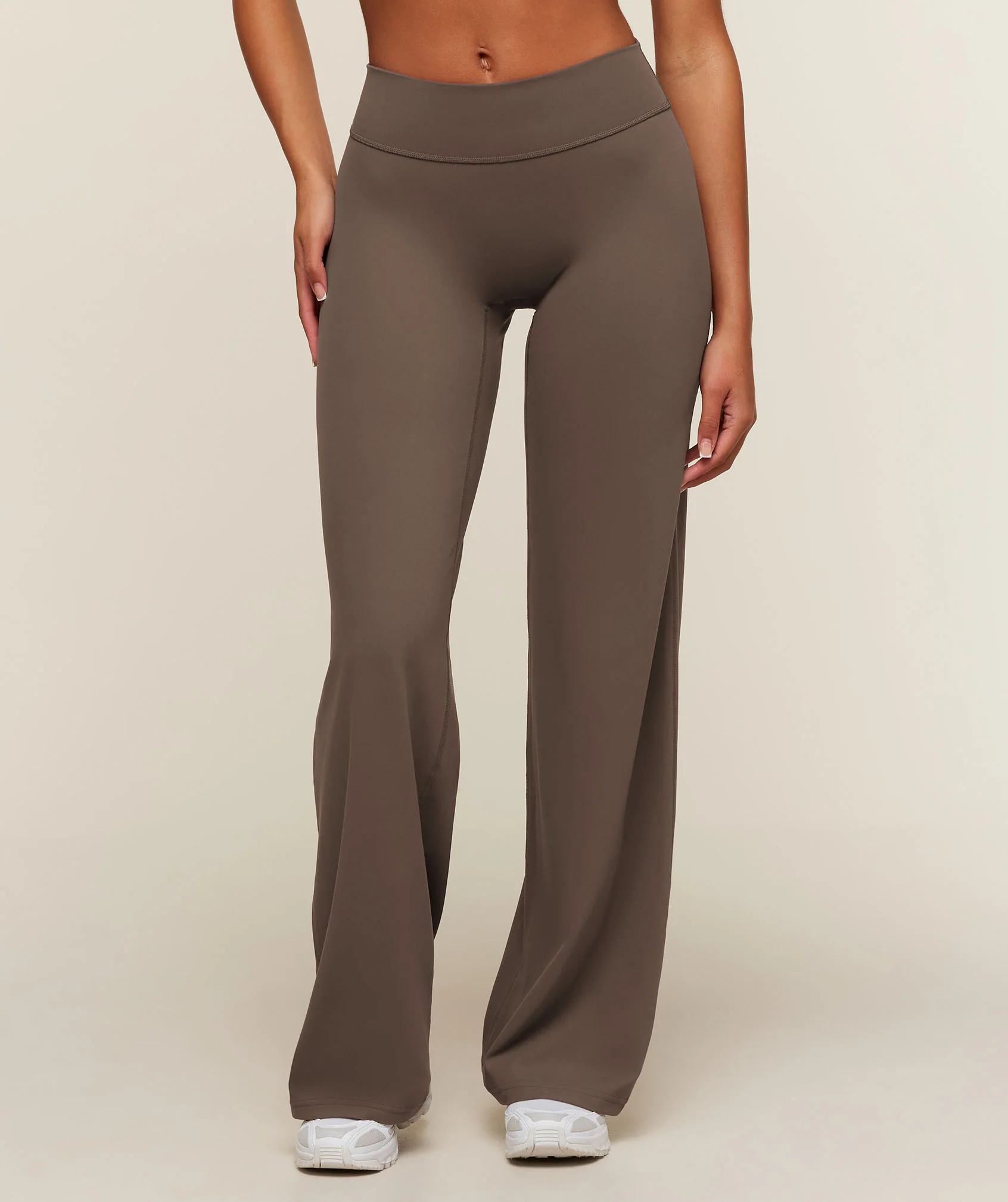 SoftSense Mid-Rise Straight Leg Leggings in Brown, Squat-Proof Fit