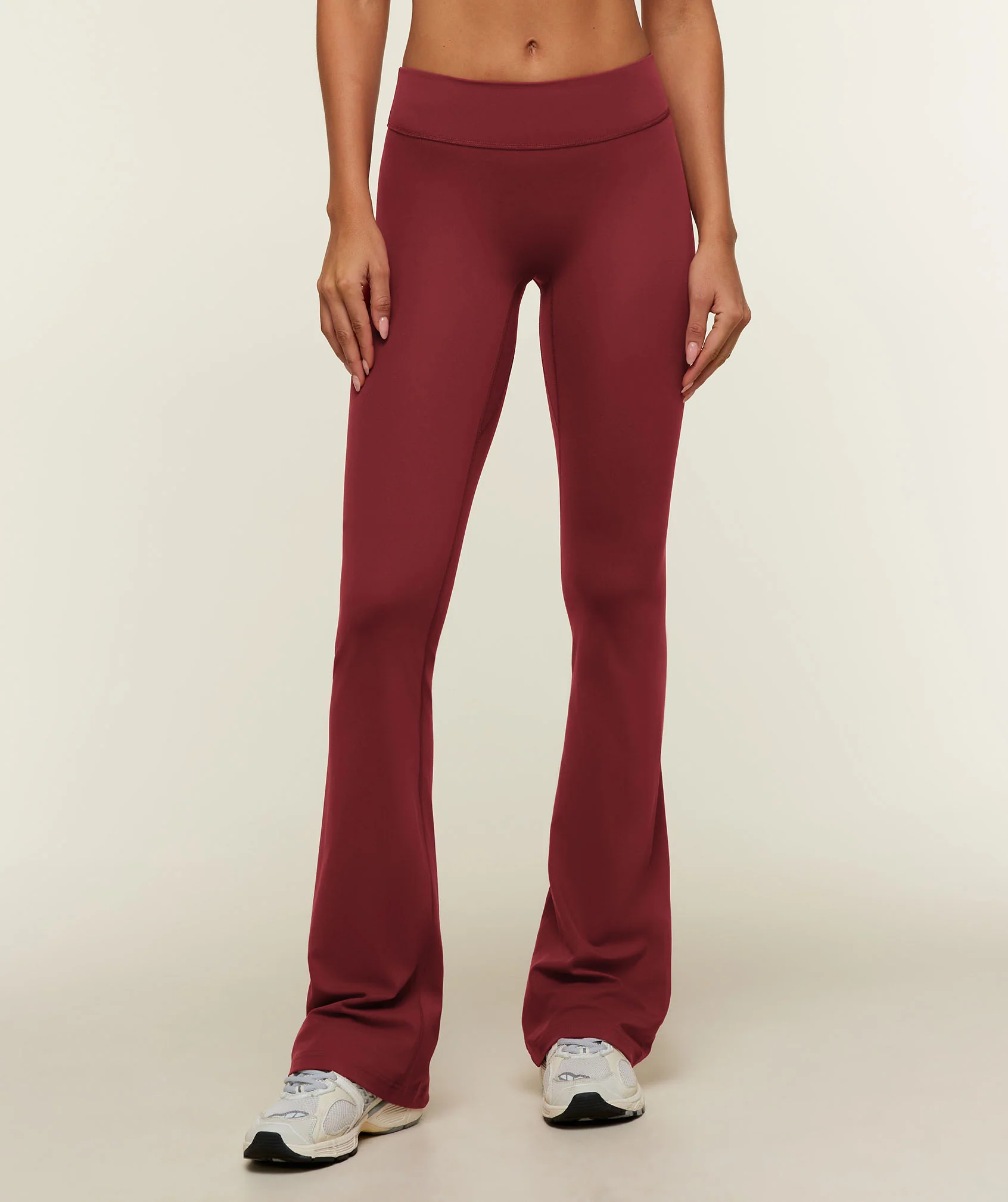 SoftSense™ Mid-Rise Flared Leggings Tall Fit