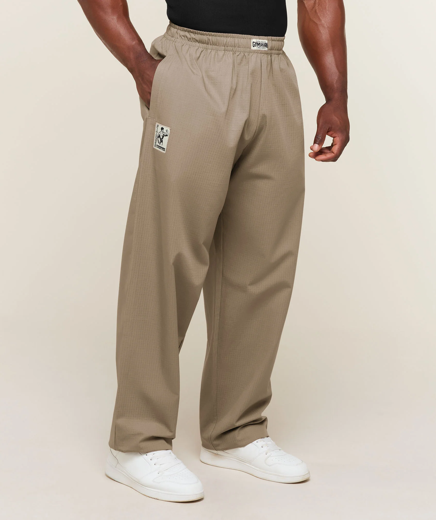Gymshark Straight Leg Pumper Pants in Brown