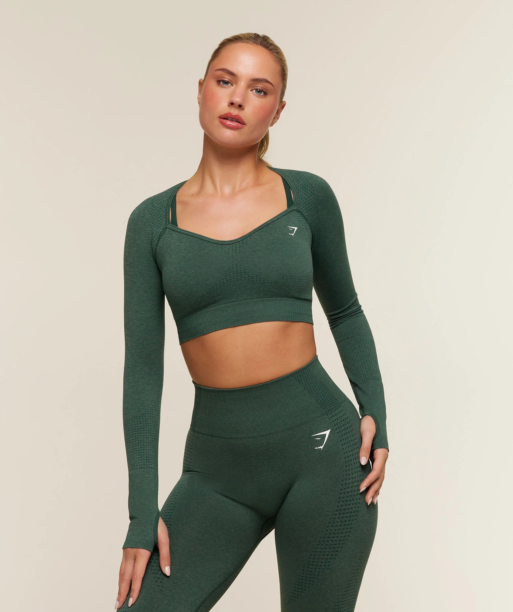 Vital Sweetheart Neck Crop Top in Seamless Body Fit